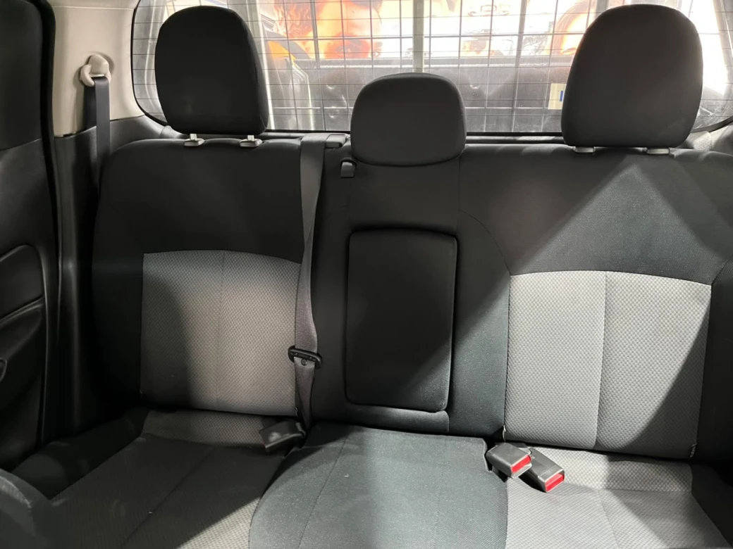 imagen 0 de vehiculo con id 2209